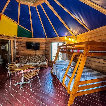 Auberge Du Vieux Moulin Sainte-Emelie ภายนอก รูปภาพ